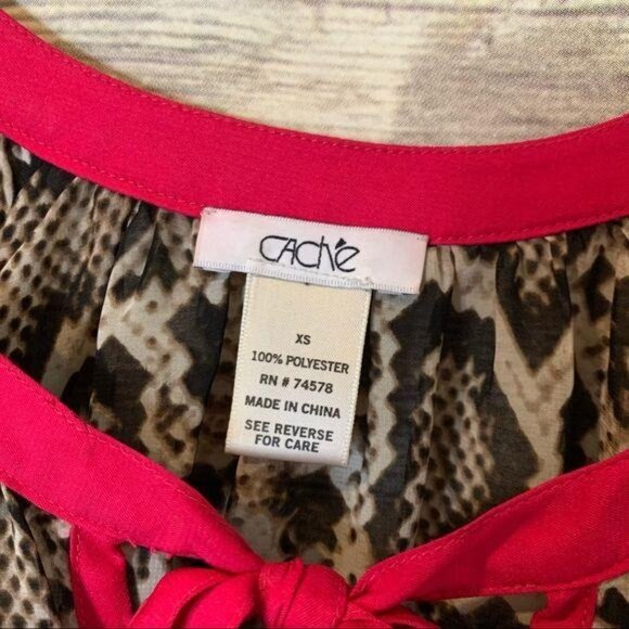 Cache Top size XS Cold Shoulder Blouse Animal Print Semi Sheer Keyhole Pink - Picture 4 of 4